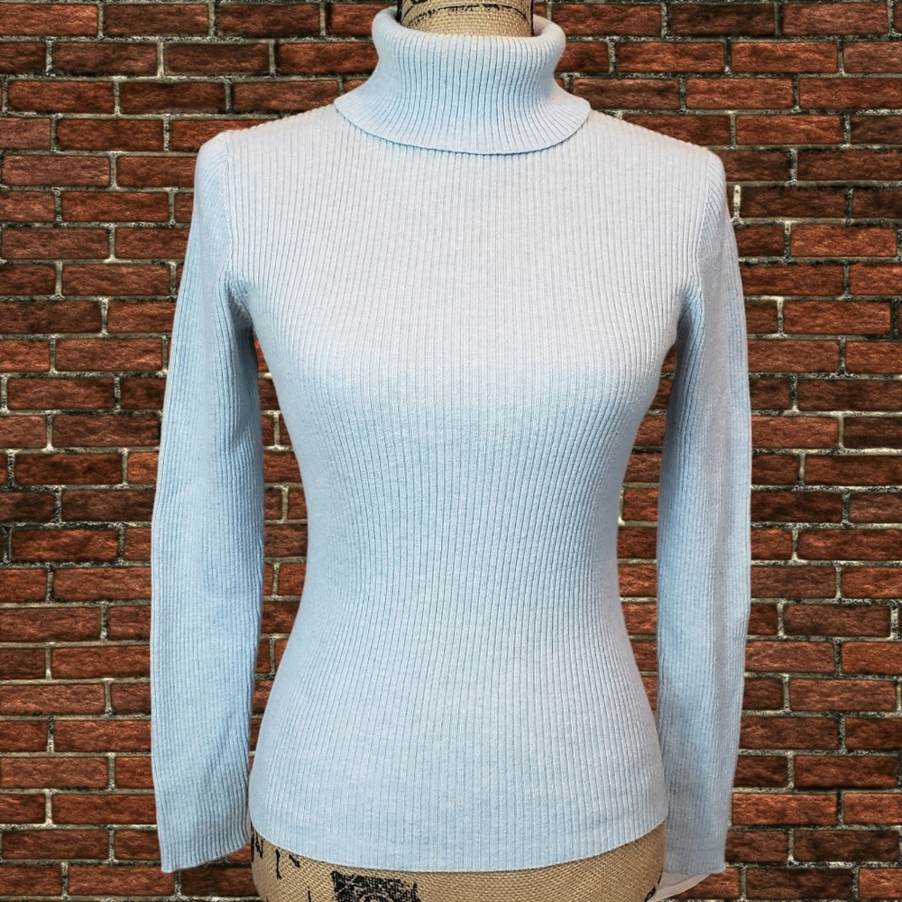 Old Navy Heathered Light Blue Turtleneck Sweater